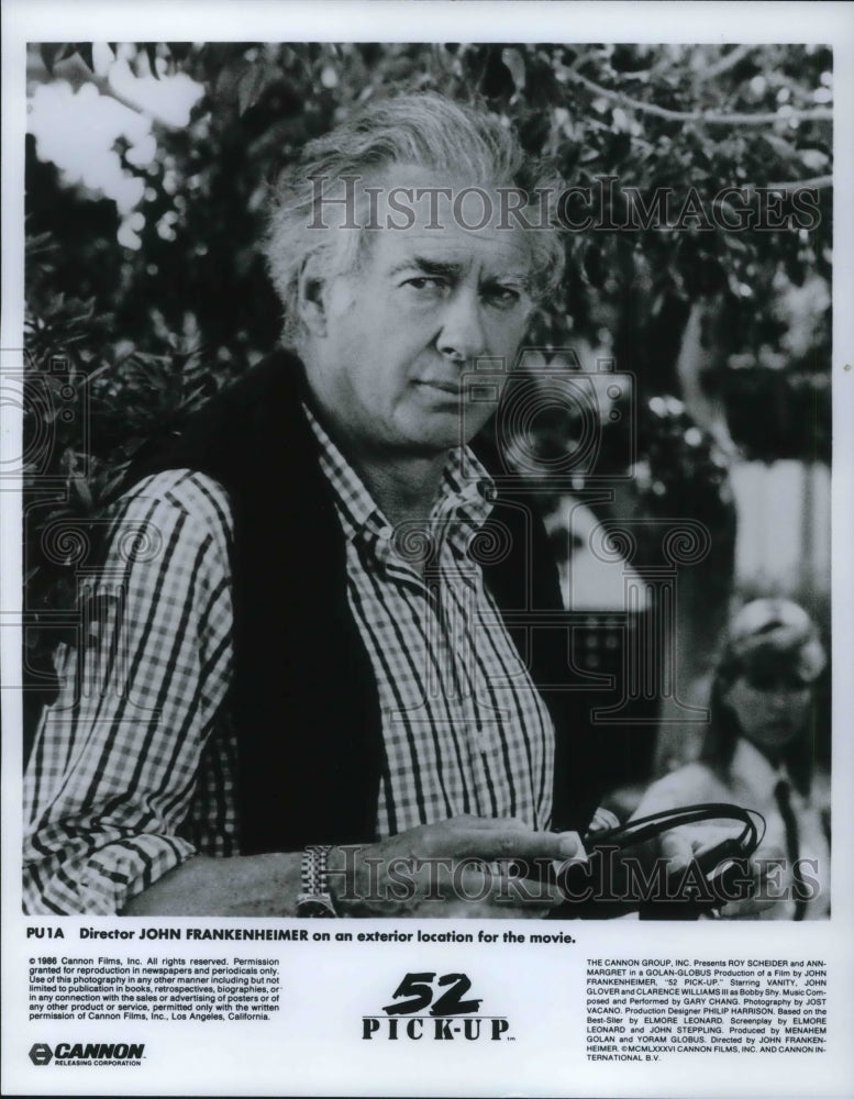 1987 Press Photo John Frankenheimer directing 52 pickup - cvp18259 - Historic Images