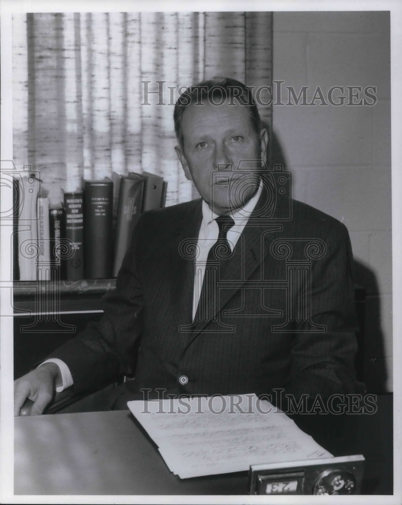 1969 Press Photo CEO and V.P Herman of Ohio Garment Rental - cvp21864 - Historic Images