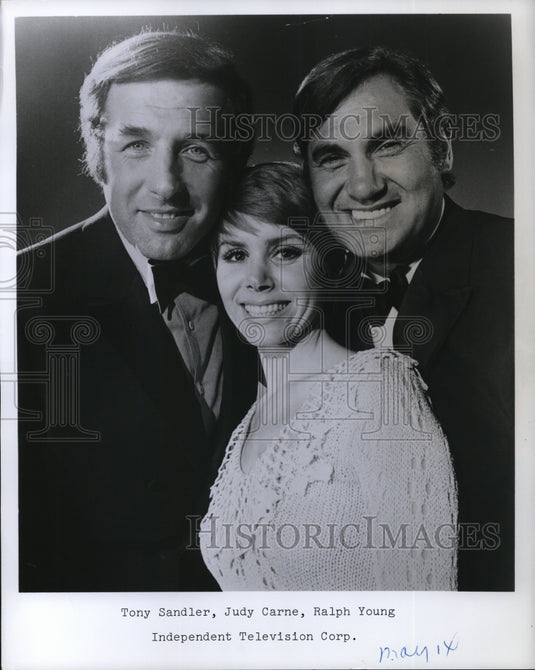 Undated Press Photo Kraft Music Hall Hosts- Historic Images