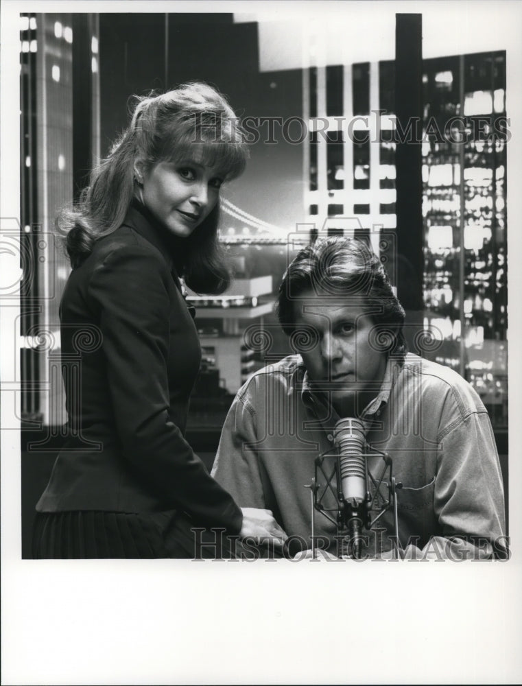 1990 Press Photo Lisa Eilbacher and Gary Cole on Midnight Caller - cvp28833 - Historic Images