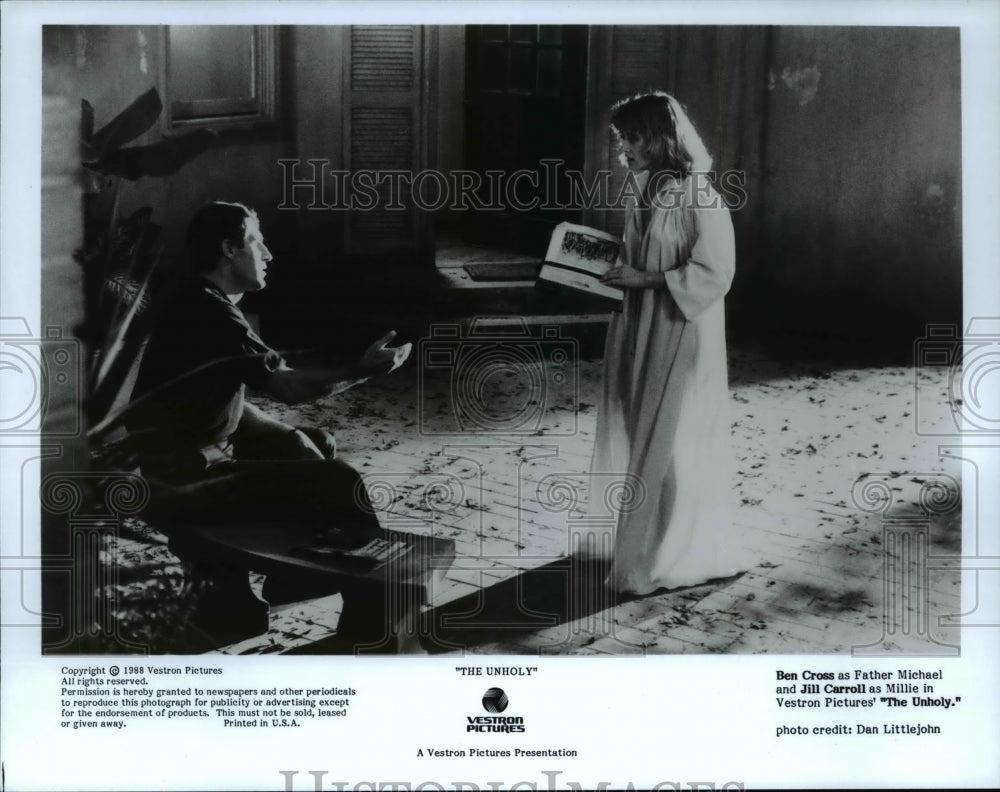 1988 Press Photo Ben Cross and Jim Carrol in &quot;The Unholy&quot;- Historic Images