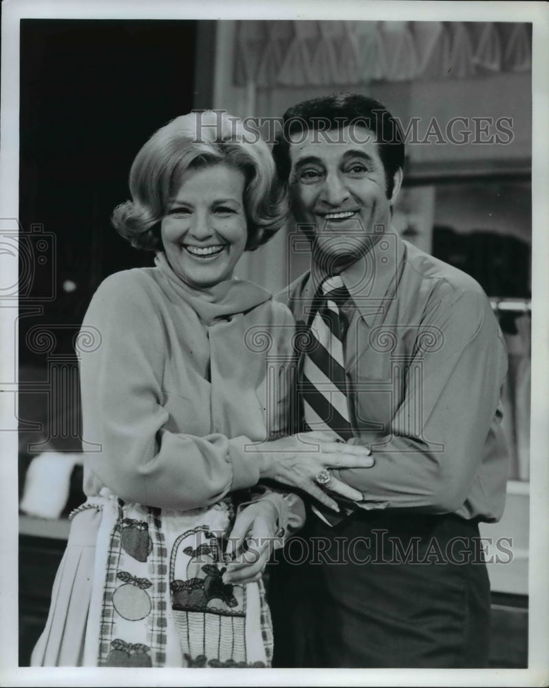 Undated Press Photo Marjorie Lord and Danny Thomas in Make Room for Granddaddy- Historic Images