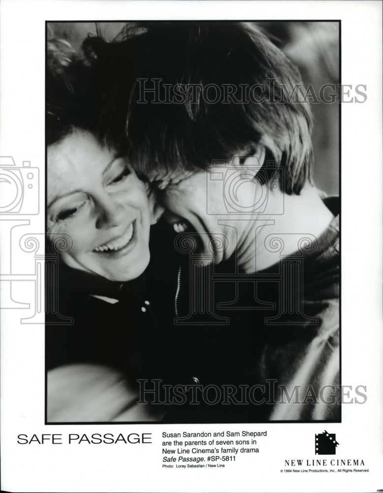 1994 Press Photo Susan Sarandon &amp; Sam Shepard in Safe Passage - cvp30219 - Historic Images