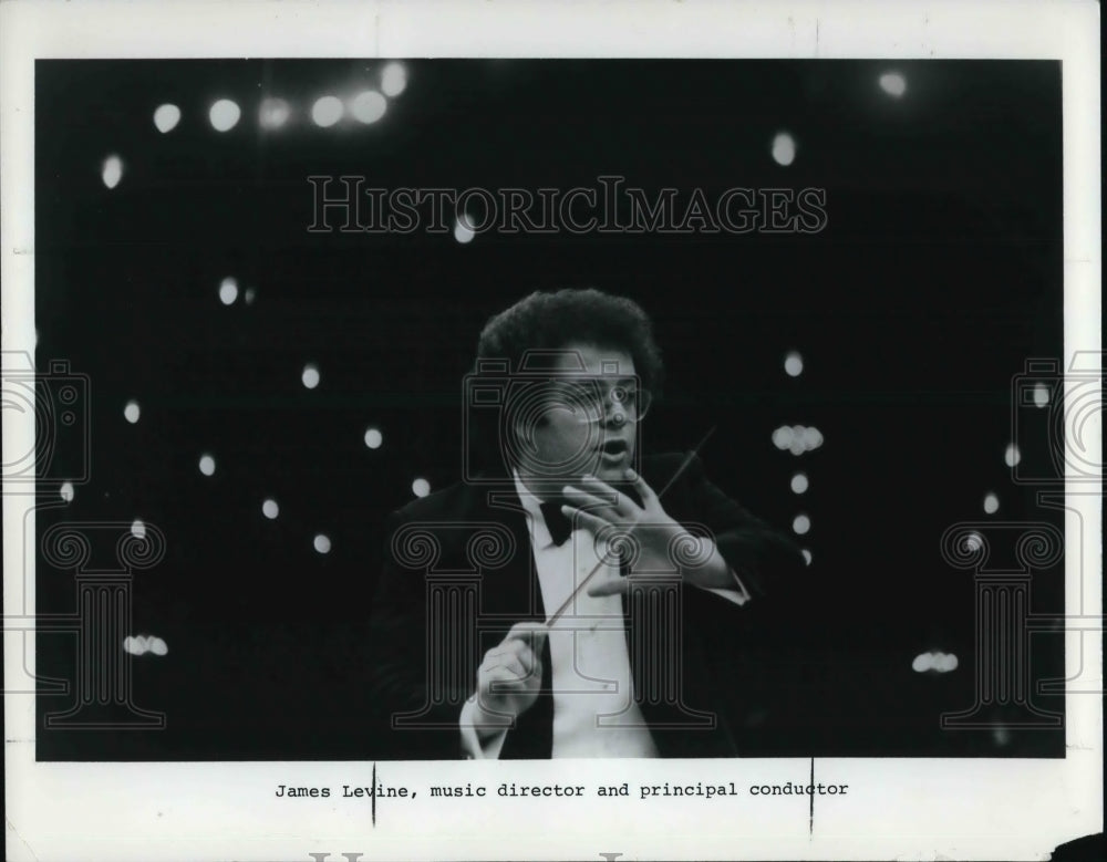 1983 Press Photo James Levine Music Director Conductor Metropolitan Opera - Historic Images