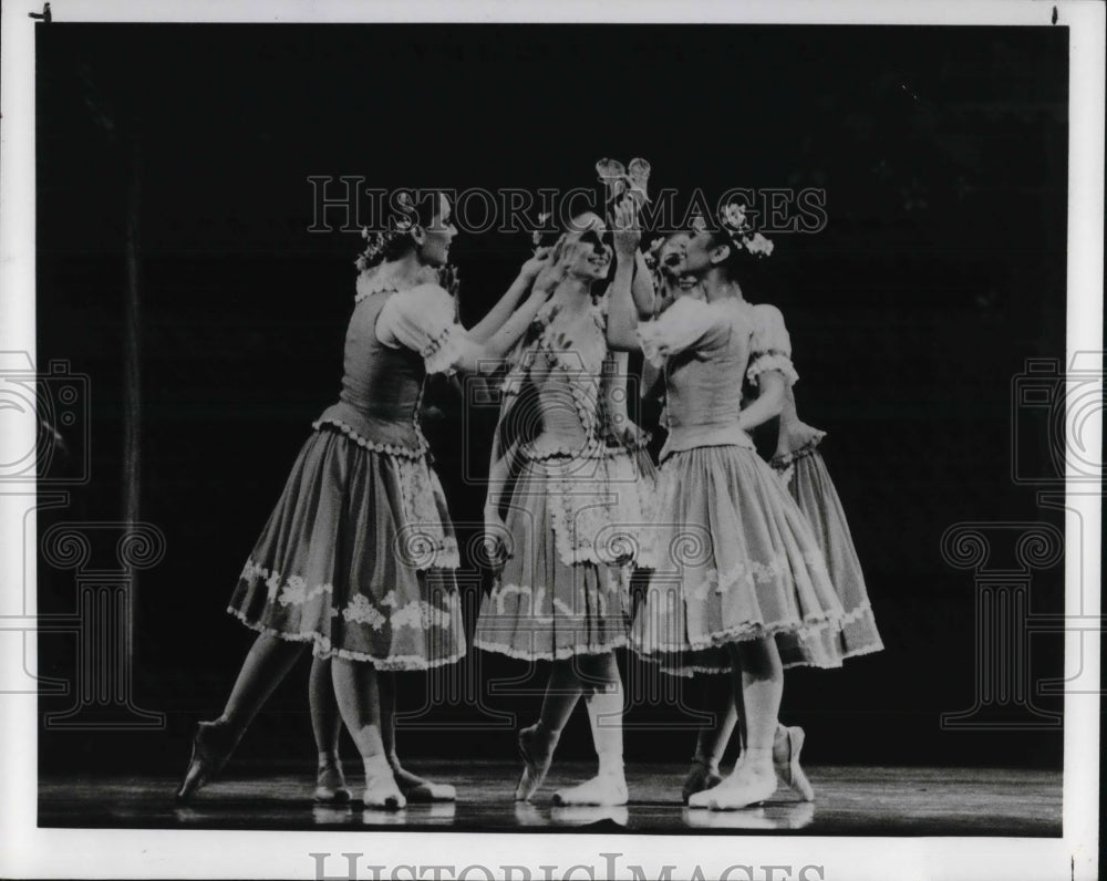 1985 Press Photo Cleveland Ballet&#39;s Coppelia - Historic Images
