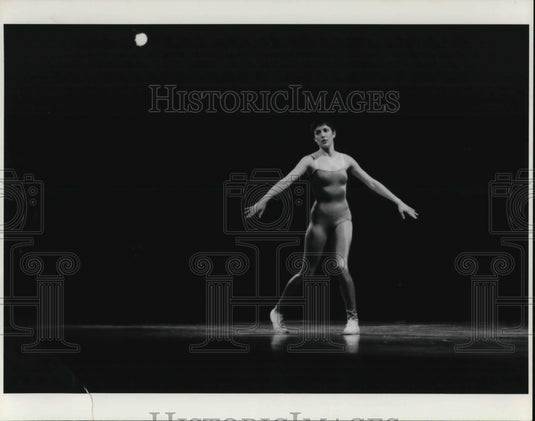 1982 Press Photo Kate Kuper Choreographer and Performer Chicago - Historic Images