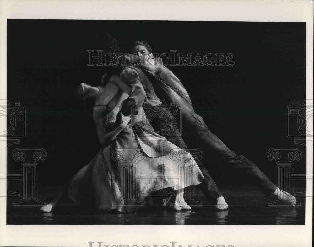 1988 Press Photo Debra Forxe Richard Prewitt Peter Dickey Solstice Ohio Ballet - Historic Images