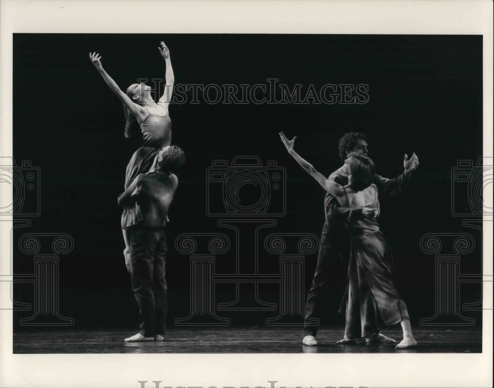 1988 Ohio Ballet Performing Soltice  - Historic Images