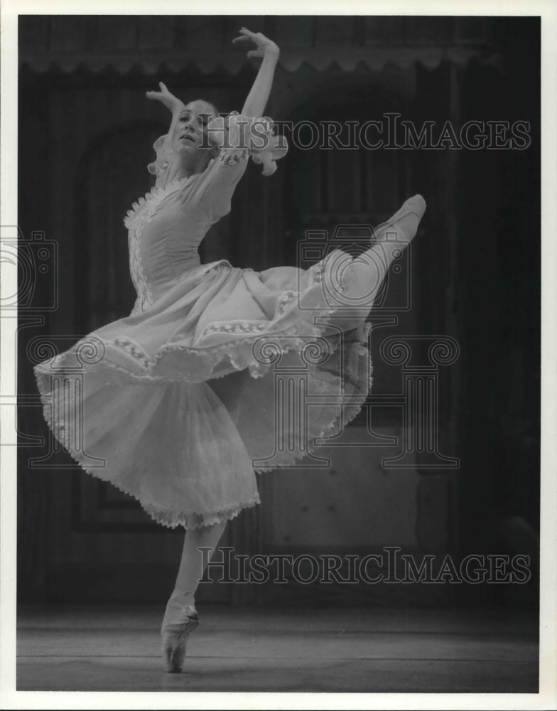1985 Press Photo Kay Eichman in "Coppelia" - cvp30643- Historic Images