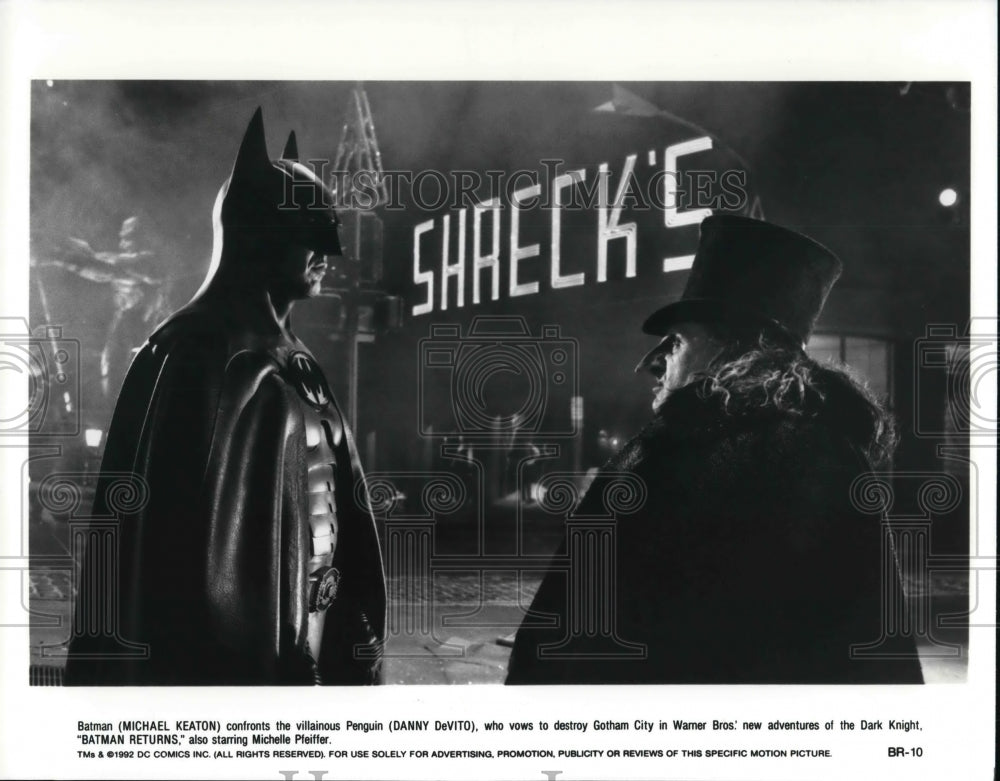 1992, Michael Keaton Danny DeVito In Batman Returns - cvp30829 - Historic Images