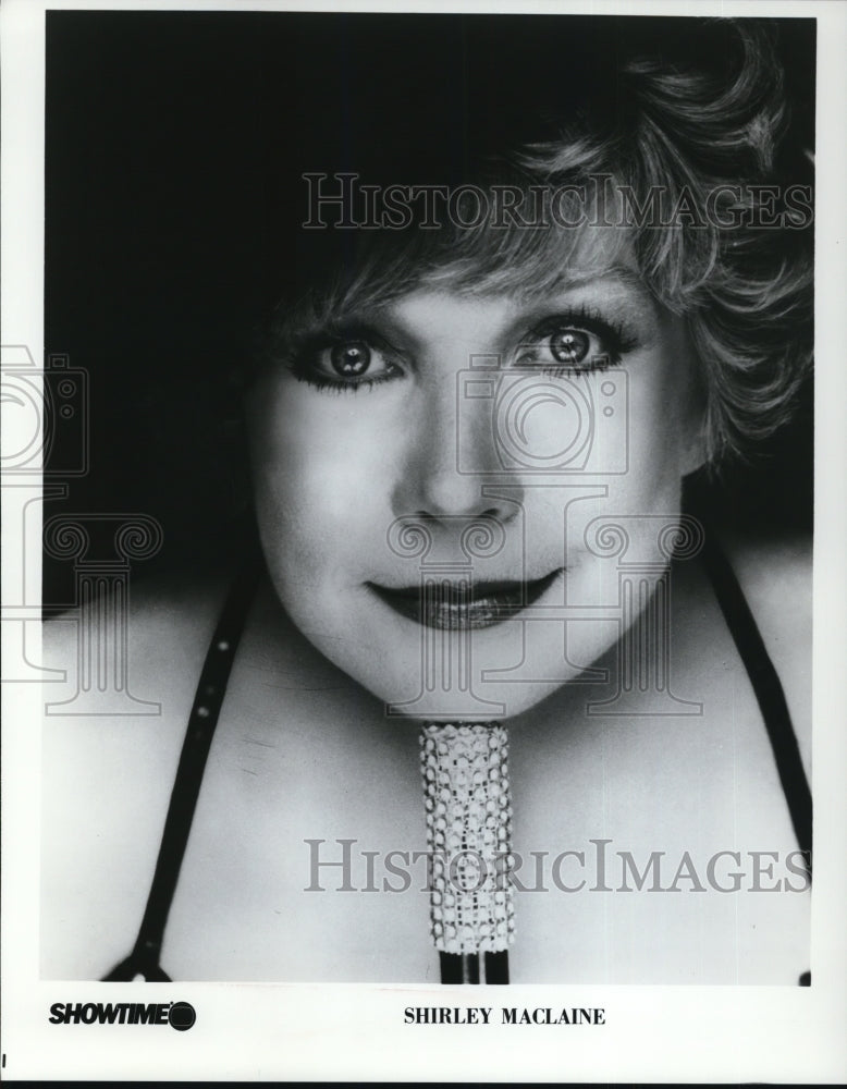 Press Photo Shirley MacLaine - Historic Images