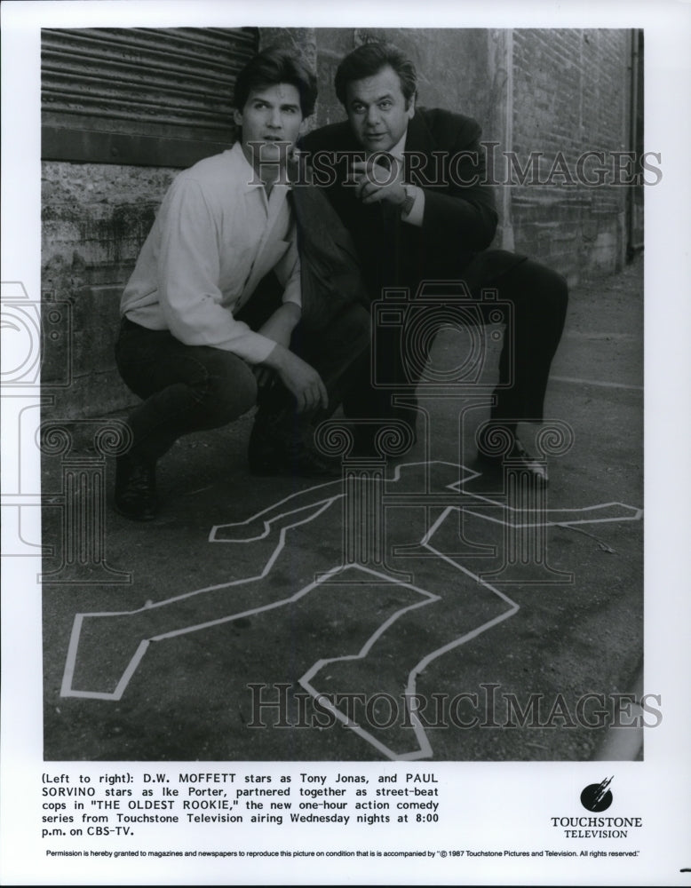 1987 Press Photo Paul Sorvino &amp; DW Moffett in The Oldest Rookie - Historic Images