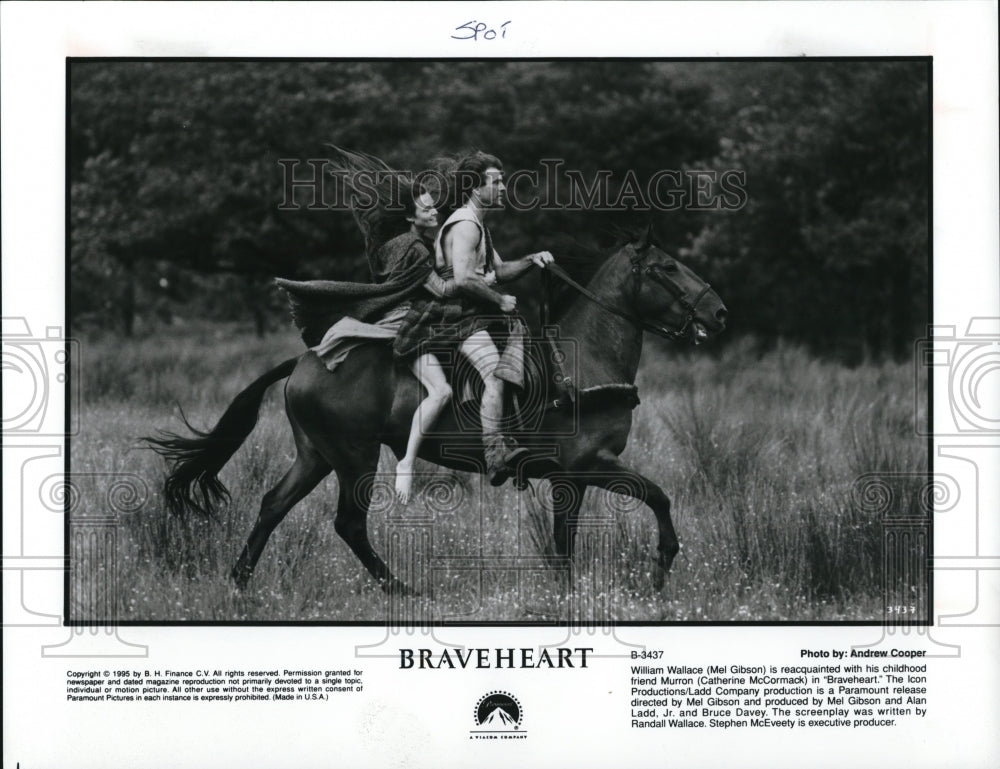 1995 Press Photo Mel Gigson Catherine McCormiack In Braveheart - cvp32226 - Historic Images