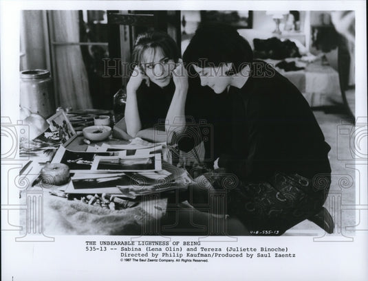 1989 Press Photo Lena Olin Juliette Binoche in The Unbearable Lightness of Being - Historic Images