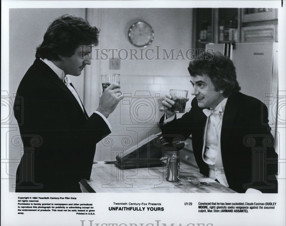 1989 Press Photo Armand Assante and Dudley Moore star in Unfaithfully Yours film - Historic Images