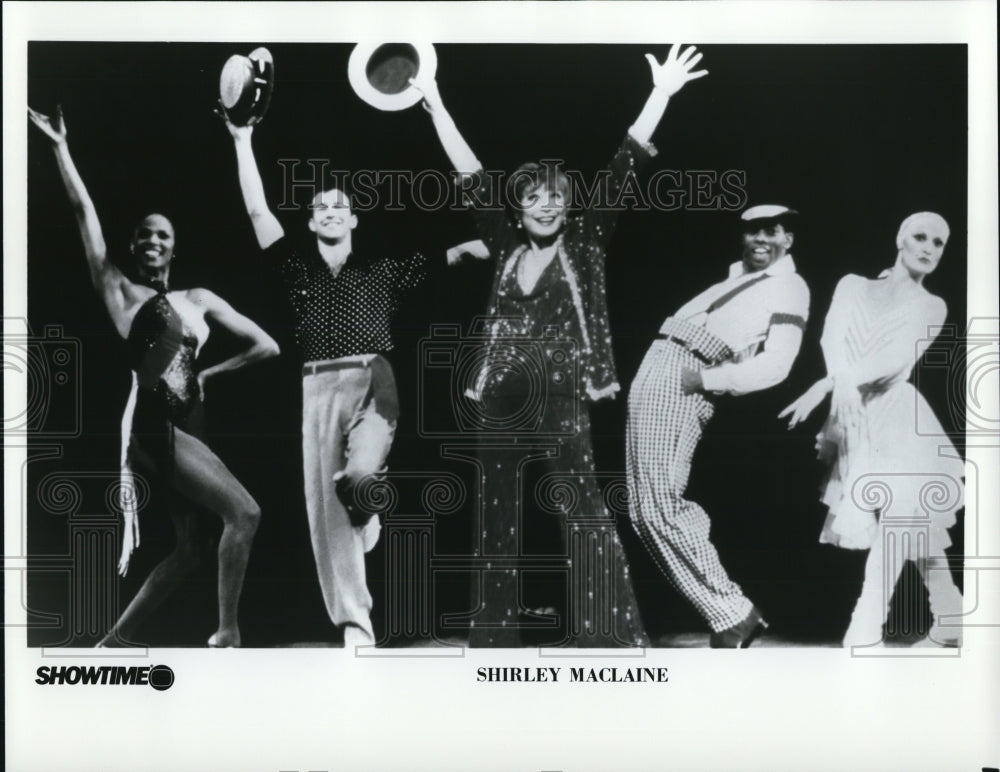 Undated Press Photo Shirley MacLaine American Dancer Singer and Actress - Historic Images