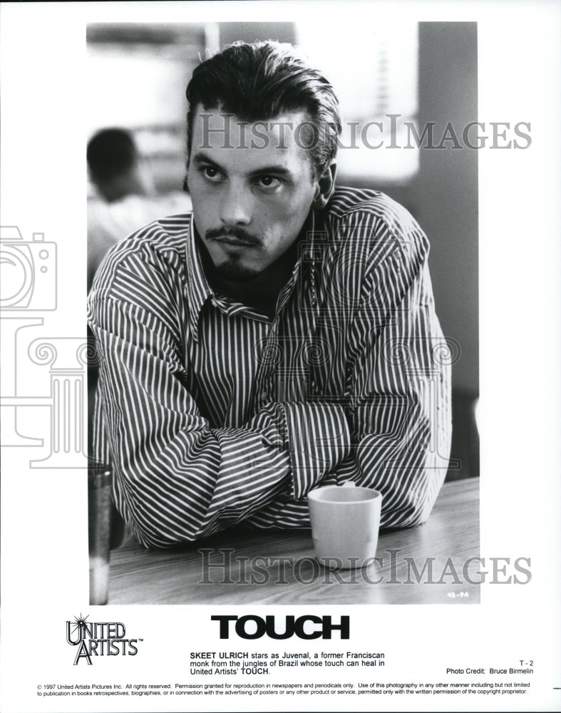 1997 Press Photo Skeet Ulrich In Touch - Historic Images