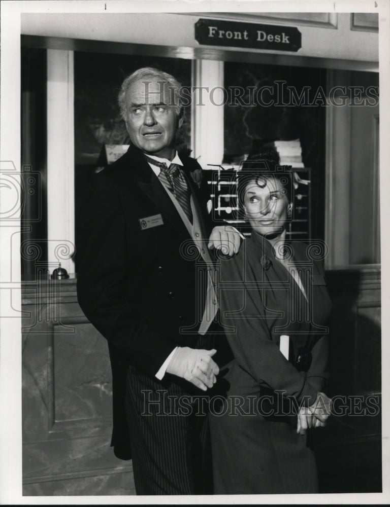 1989 Press Photo Cloris Leachman and Harvey Korman star in Nutt House- Historic Images