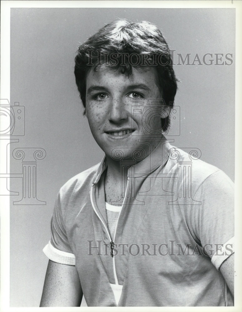 1983 Press Photo John P. Navin Jr. stars in Jennifer Slept Here TV show-Historic Images
