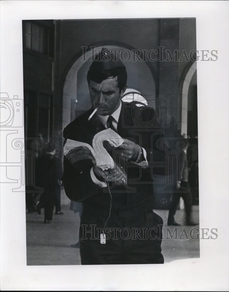 1970 Press Photo James Gregory in Lisbon, Portugal - Historic Images