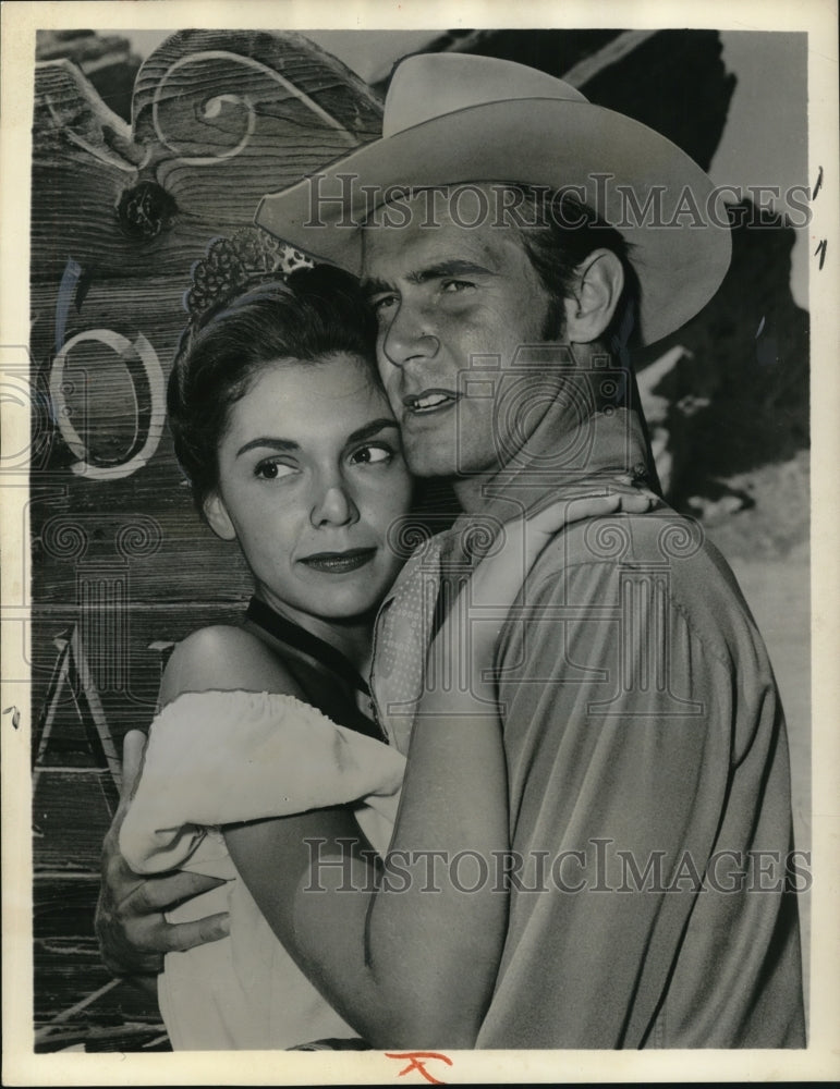 1958 Press Photo Eugenia Paul and John Lupton in Broken Arrow - Historic Images