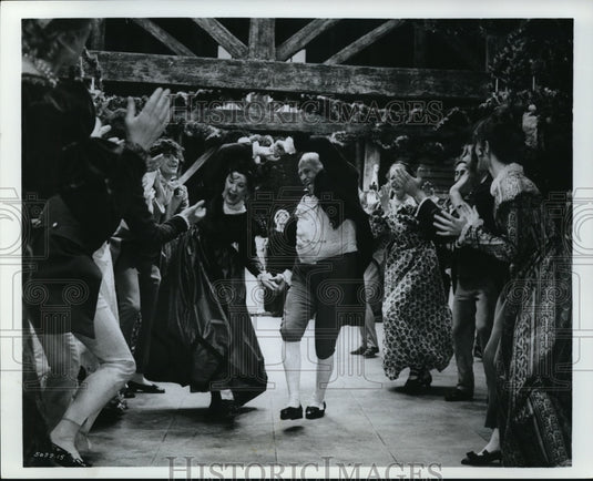 1971 Press Photo Laurence Naismith & Kay Walsh in Scrooge - Historic Images