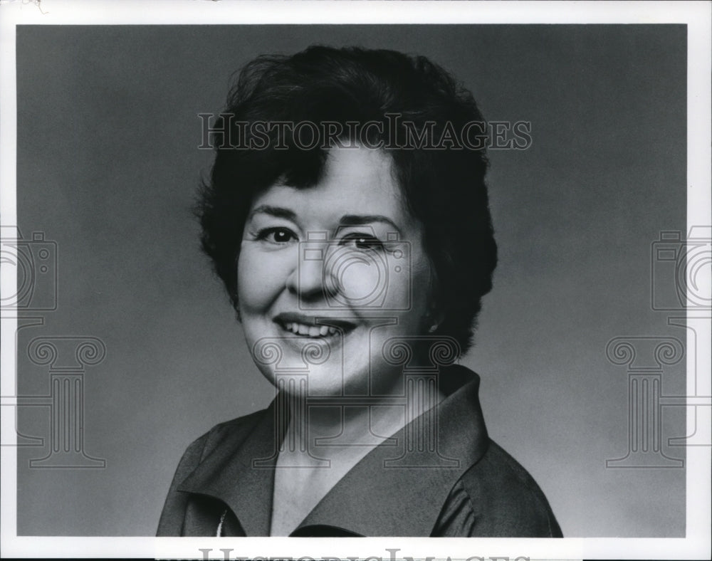 1976 Press Photo Sada Thompson in Family - cvp33457-Historic Images