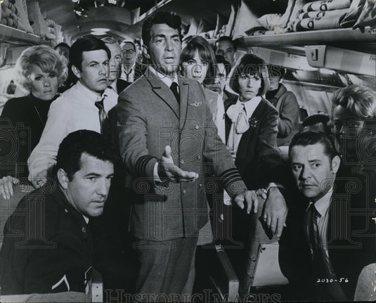 1970 Press Photo Universal presents Airport starring Dean Martin - Historic Images