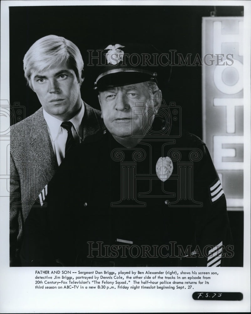 1966 Press Photo Ben Alexander & Dennis Cole in The Felony Squad - cvp34287-Historic Images