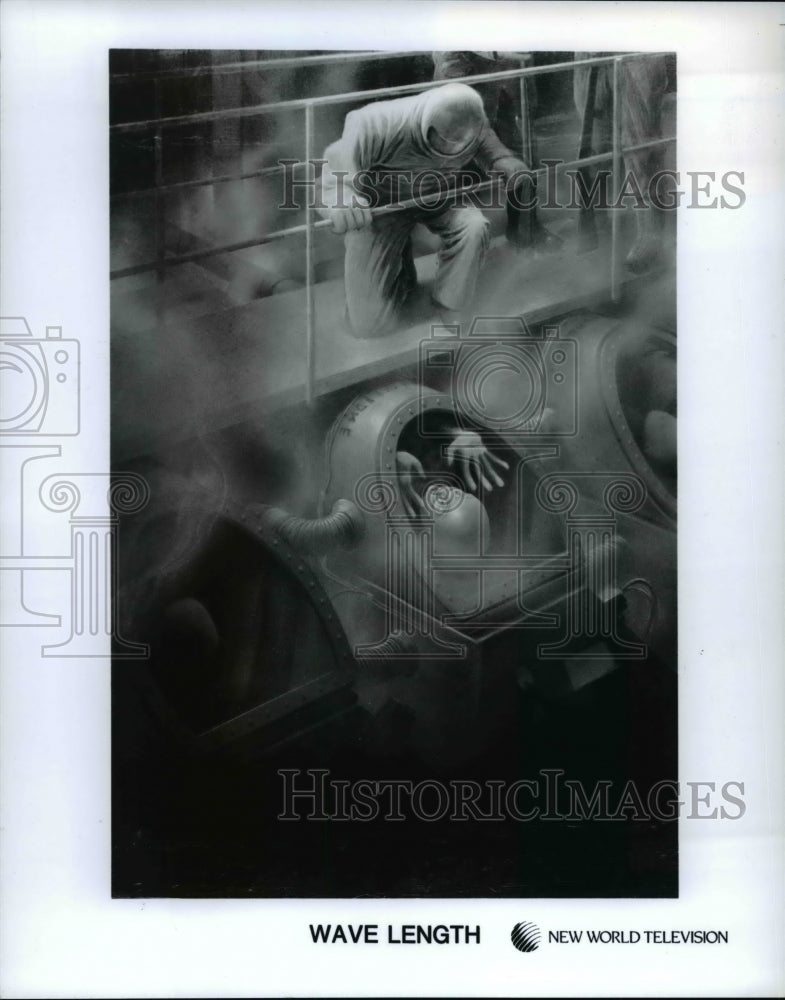 1991, Scene from Wave Length - cvp34945 - Historic Images