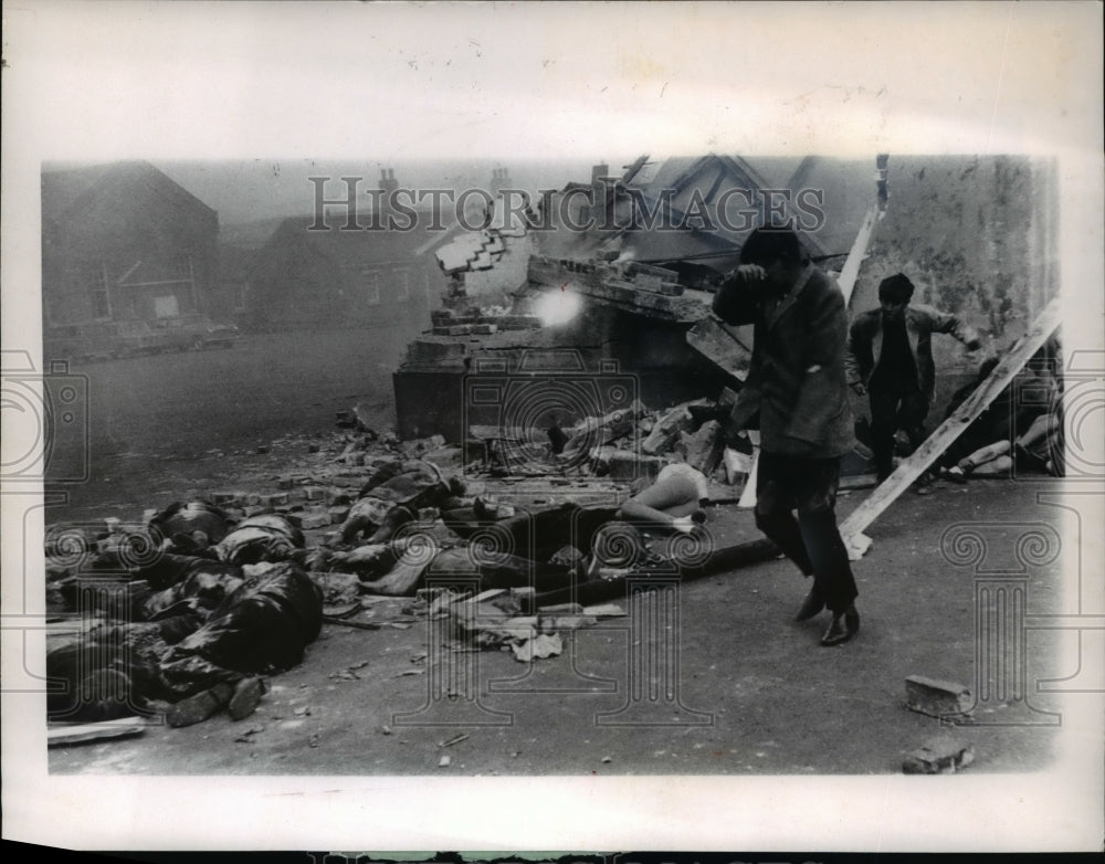 1967 Press Photo &quot;The War Game&quot; - Historic Images