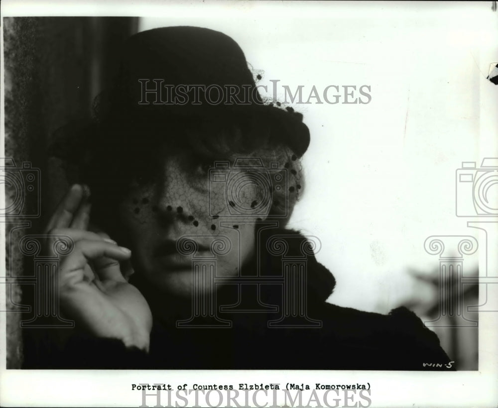 1983 Ways In The Night  - Historic Images