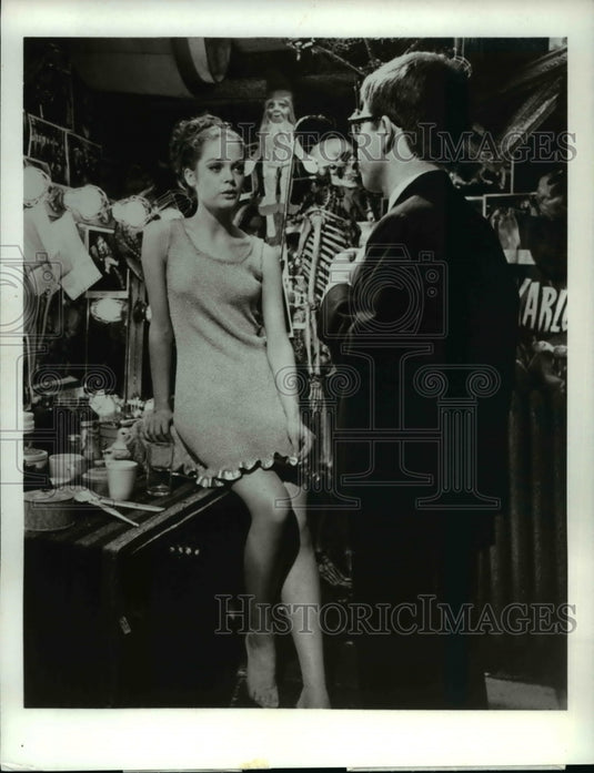 1971 Press Photo Elizabeth Hartman and Peter Kastner in You're a Big Boy Now - Historic Images