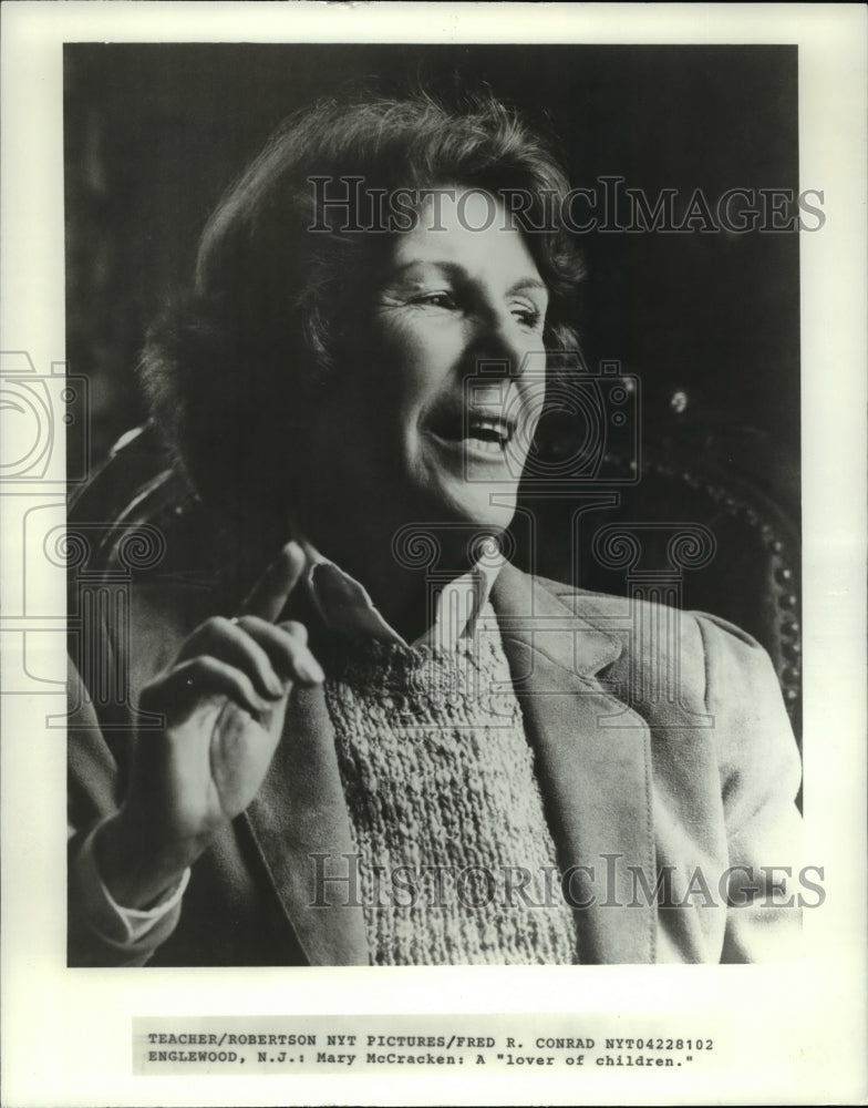 1981 Press Photo Teacher Mary McCracken - cvp35512- Historic Images