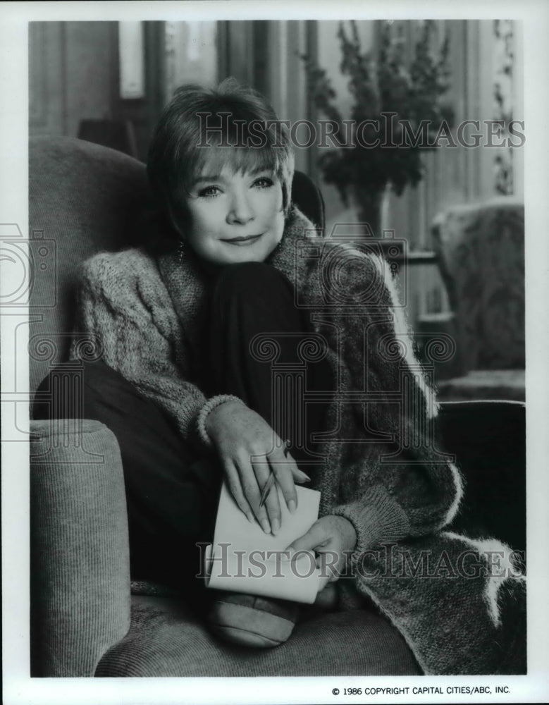 1986 Press Photo Shirley MacLaine in Out on a Limb - cvp35577- Historic Images