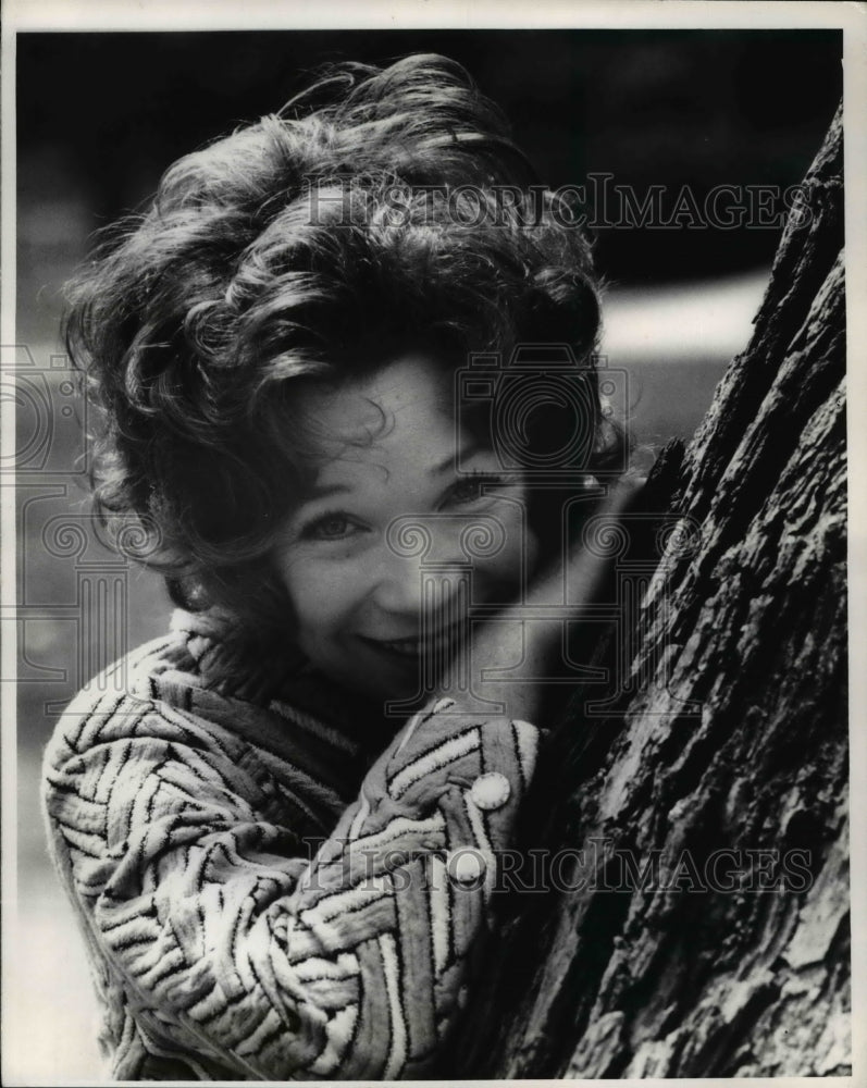 1970 Press Photo Actress SHirley MacLaine - cvp35597-Historic Images