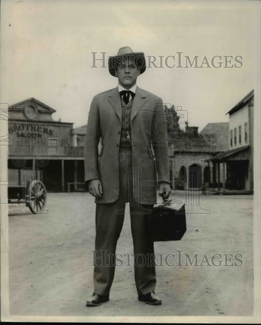 1957 Press Photo Kevin Mc Carthy - Historic Images