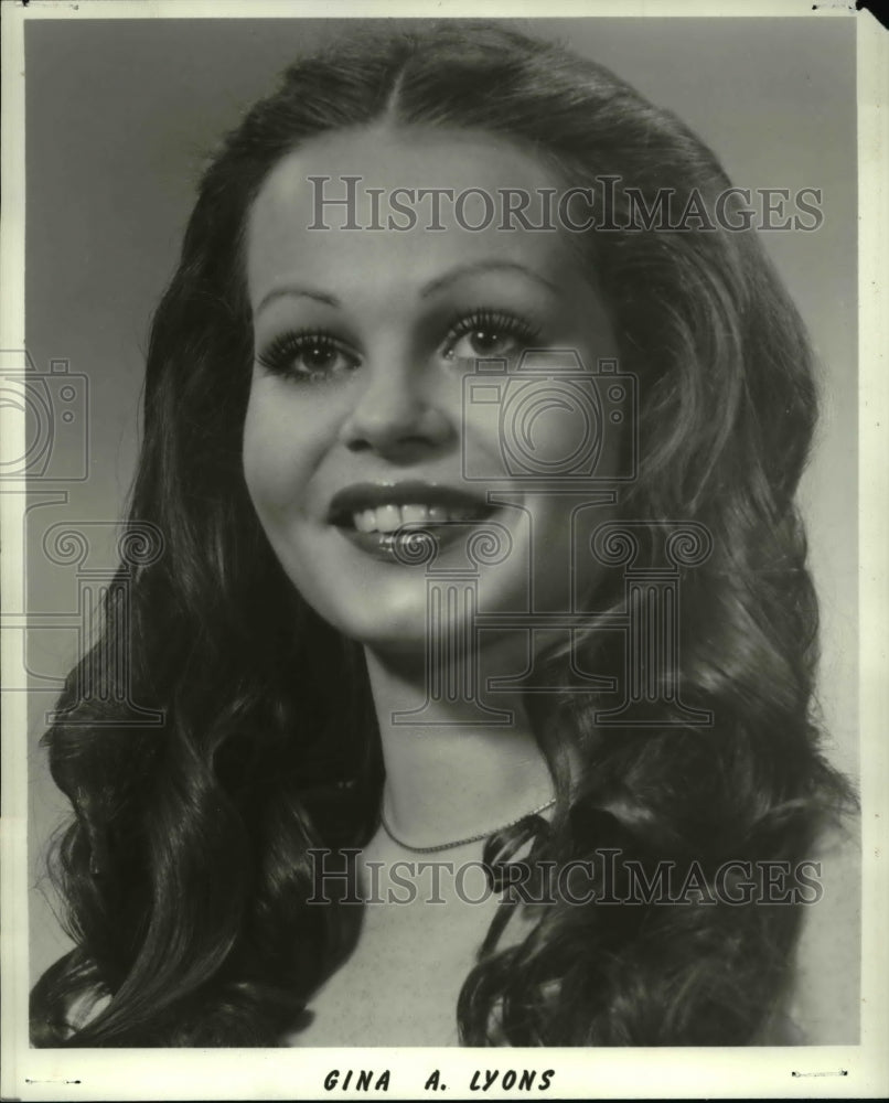 Press Photo Singer and Actress Gina Lyons - cvp36009- Historic Images