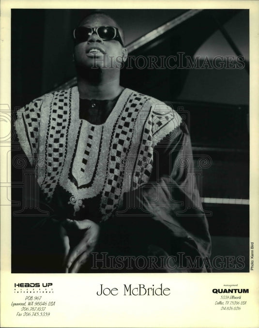 1993, Musician Joe McBride - cvp36047 - Historic Images