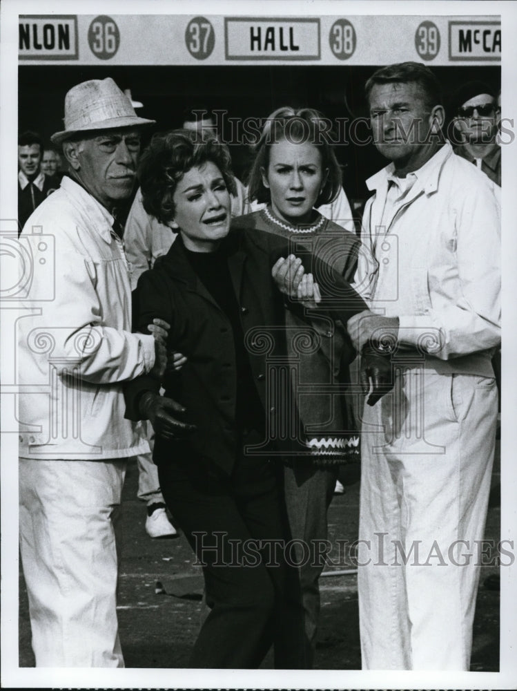 1969 Press Photo Juliet Mills and Anne Baxter in The Challengers - cvp36154 - Historic Images