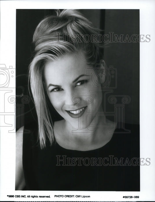 1996 Press Photo Maria Bello stars on Mr. & Mrs. Smith TV show - cvp36198 - Historic Images