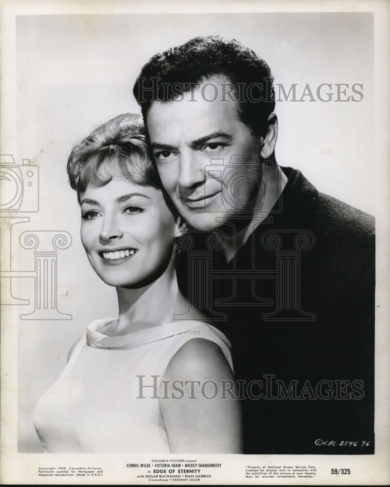 1960 Edge Of Eternity Cornel Wilde Victoria Shaw  - Historic Images
