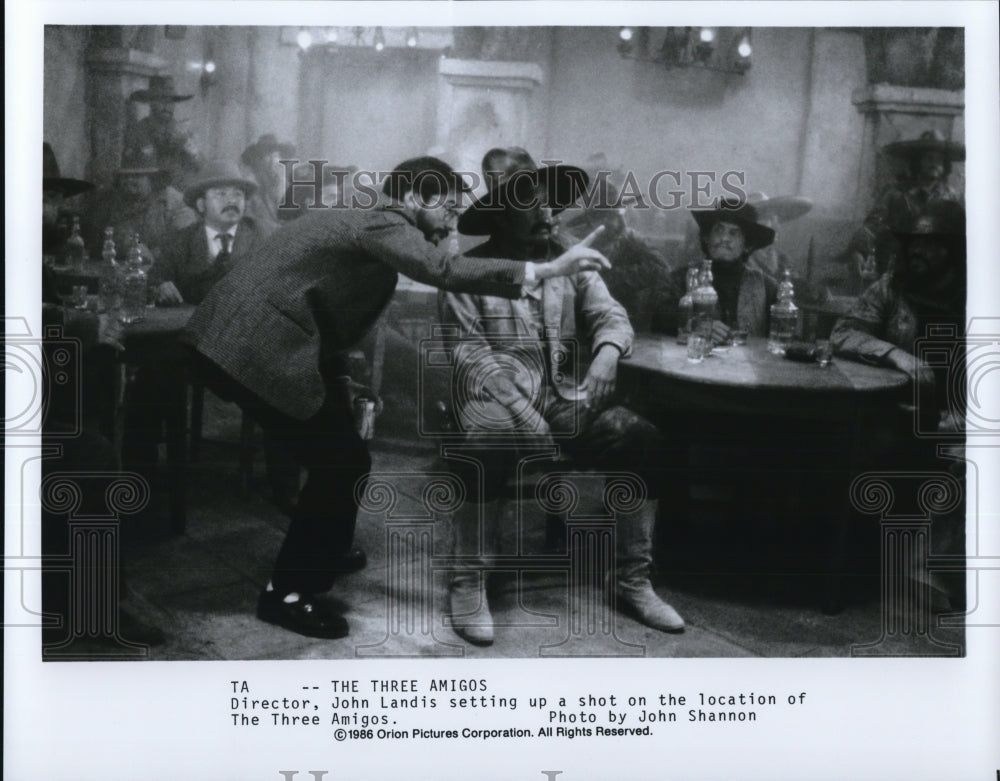 1986 Press Photo Director John Landis in The Three Amigos - Historic Images