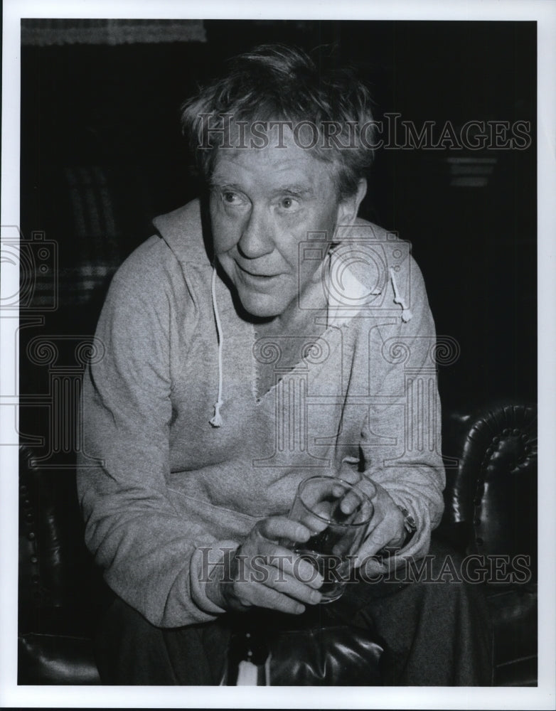 Undated Press Photo Burgess Meredith stars as Chas Potter in Answers TV movie - Historic Images