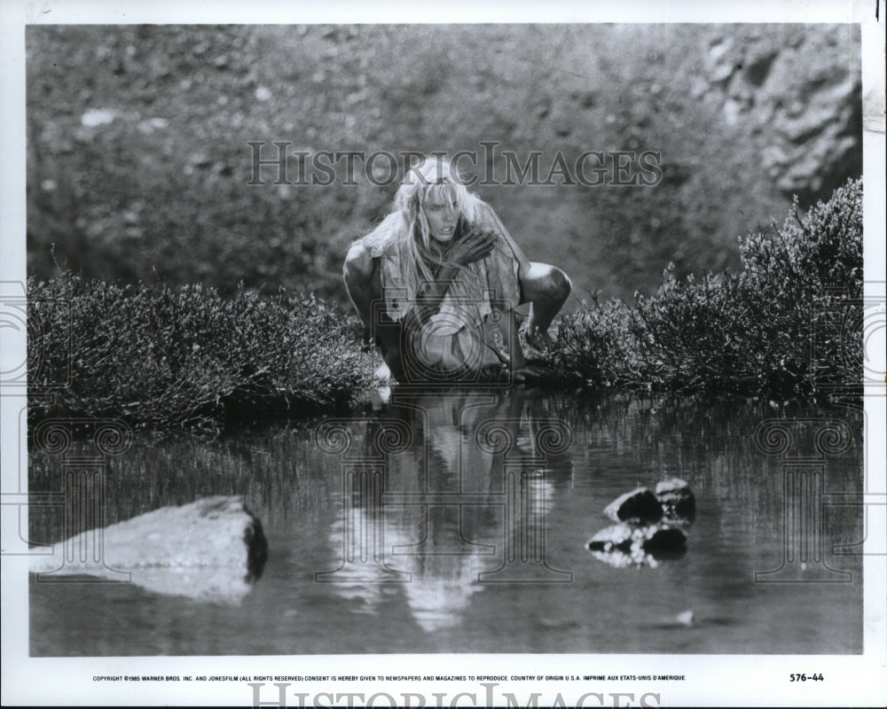 1986 Press Photo Daryl Hannah stars as Ayla in Clan of the Cave Bear - Historic Images