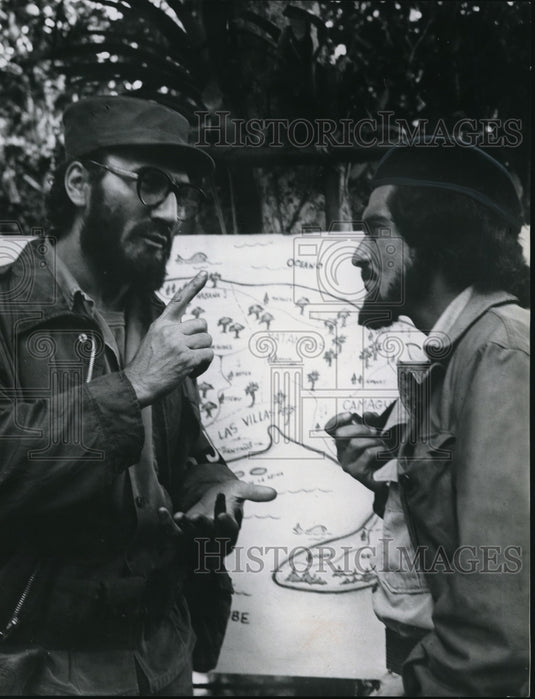 1969 Press Photo Jack Palance and Omar Sharif star in Che! - Historic Images