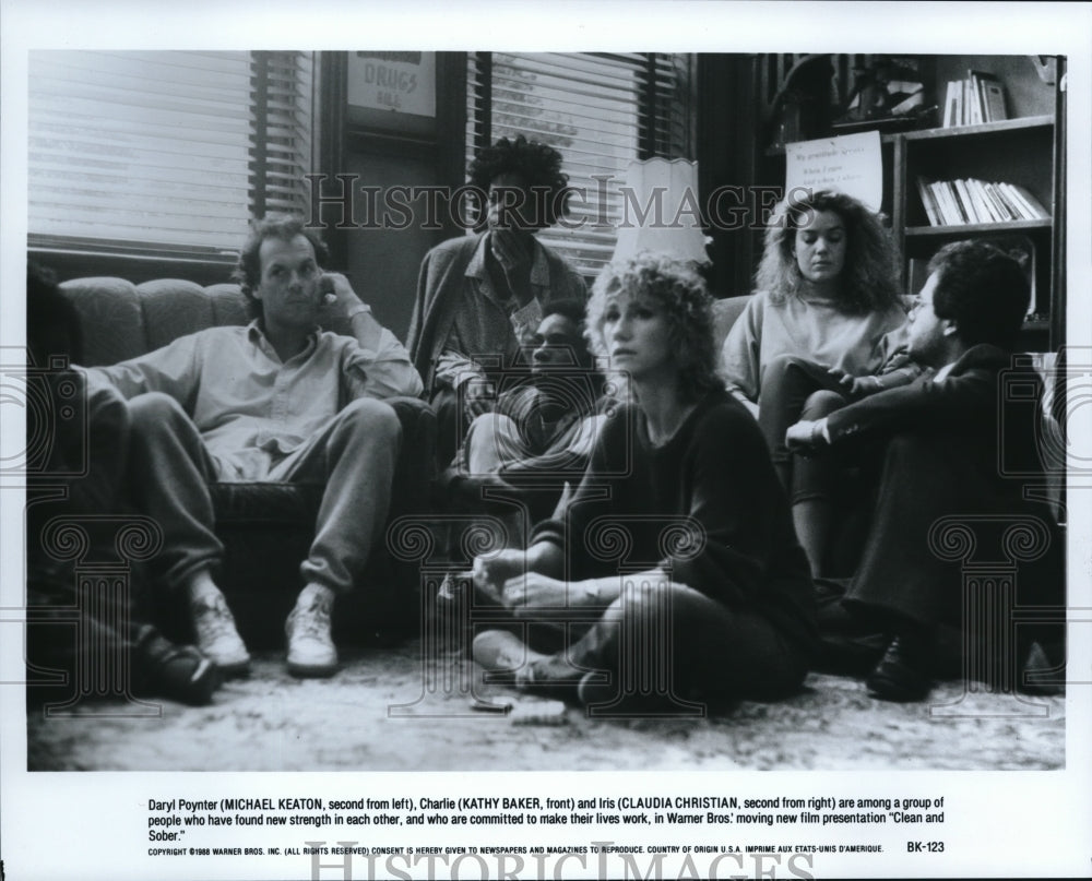 1989 Press Photo Kathy Baker and Michael Keaton star in Clean and Sober - Historic Images