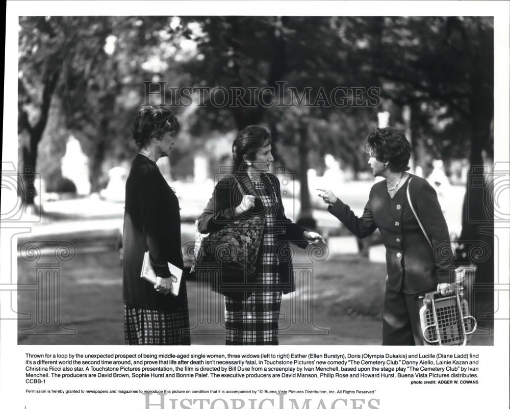 1994, Ellen Burstyn Olympia Dukakis Dianne Ladd in Cemetery Club - Historic Images