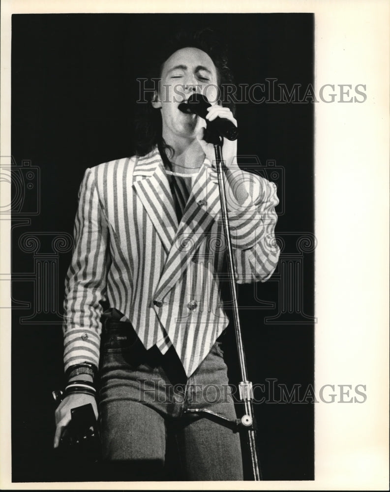 1985 Press Photo Julian Lennon British Singer Musician Artist and Photographer- Historic Images