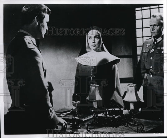 1960 Press Photo Lilli Palmer, Ronald Lewis, Albert Lievan - Conspiracy of Heart-Historic Images